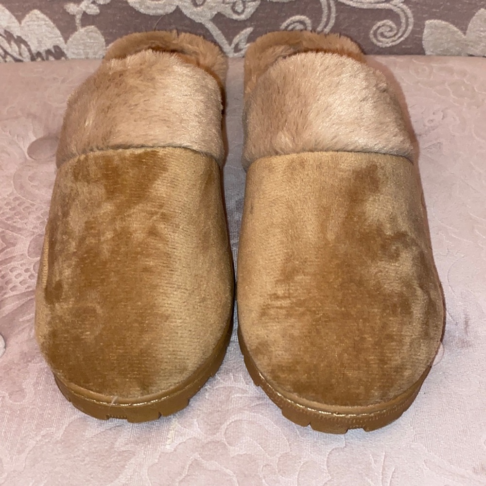 Fuzzy Clog Slippers